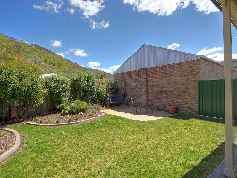 16 Guy Street, Lithgow NSW 2790