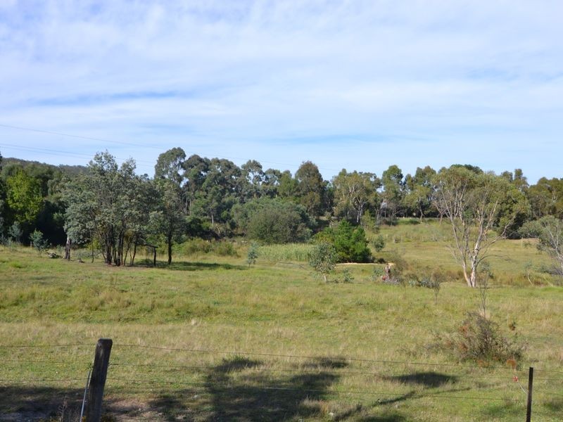 11 Castlereagh Highway, Marrangaroo NSW 2790