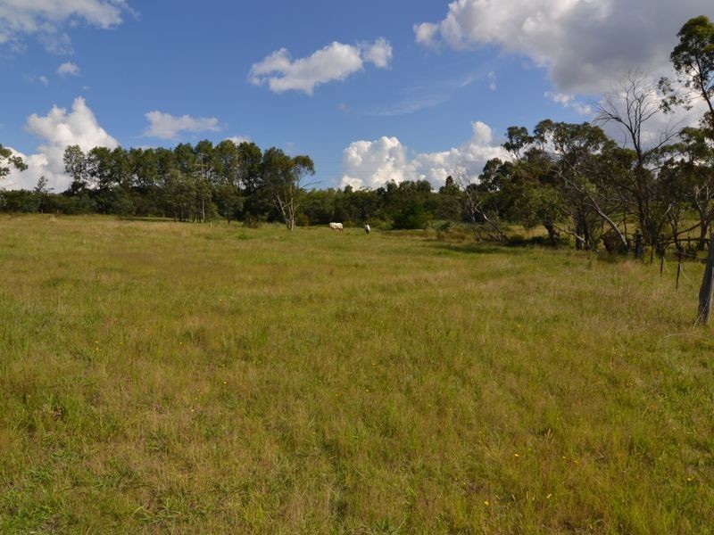 11 Castlereagh Highway, Marrangaroo NSW 2790