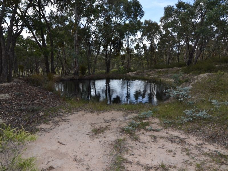 11 Castlereagh Highway, Marrangaroo NSW 2790