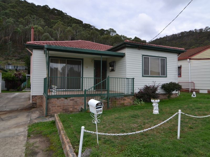 108 Sandford Avenue, Lithgow NSW 2790