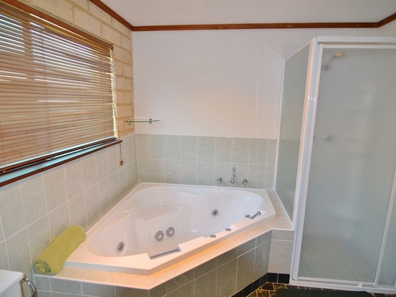 4 Pine Grove Avenue, Wallerawang NSW 2845