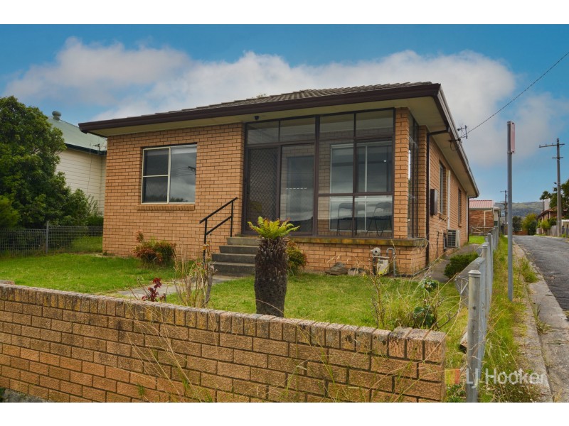 76 Martini Parade, Lithgow NSW 2790