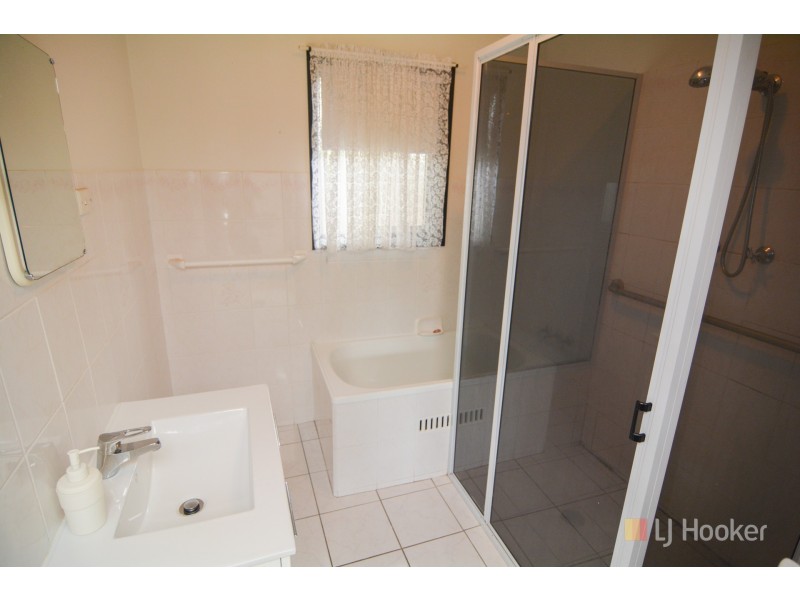 76 Martini Parade, Lithgow NSW 2790