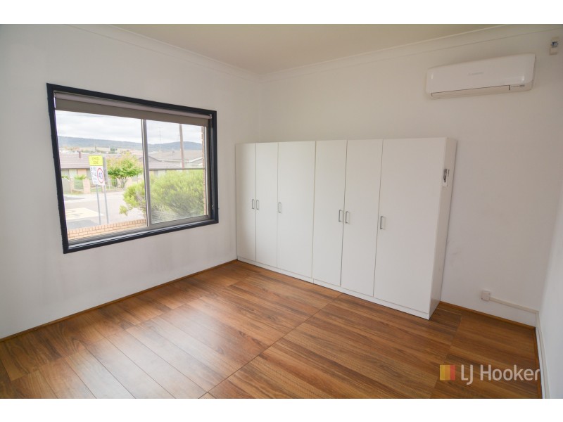 76 Martini Parade, Lithgow NSW 2790