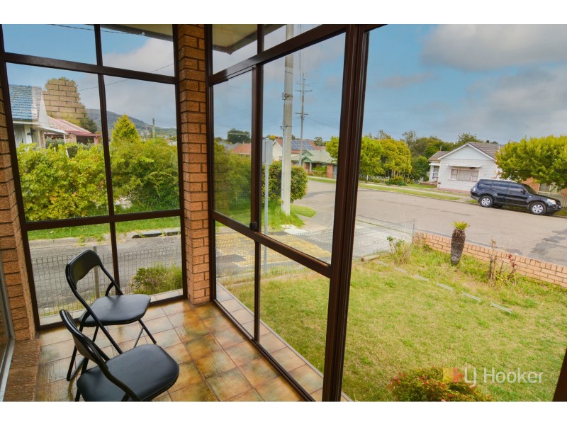 76 Martini Parade, Lithgow NSW 2790