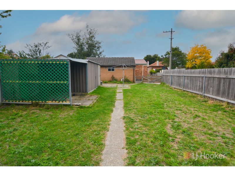 76 Martini Parade, Lithgow NSW 2790