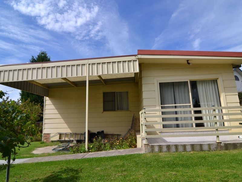 14 Tweed Road, Lithgow NSW 2790