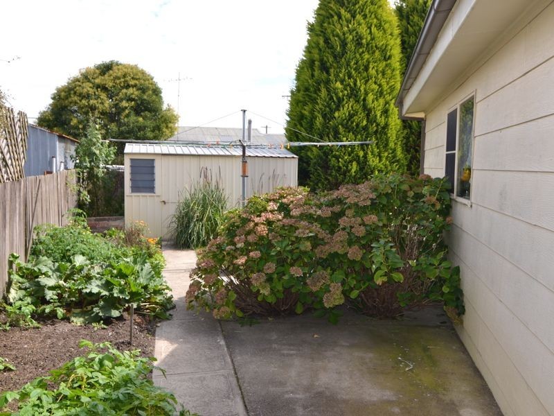 14 Tweed Road, Lithgow NSW 2790