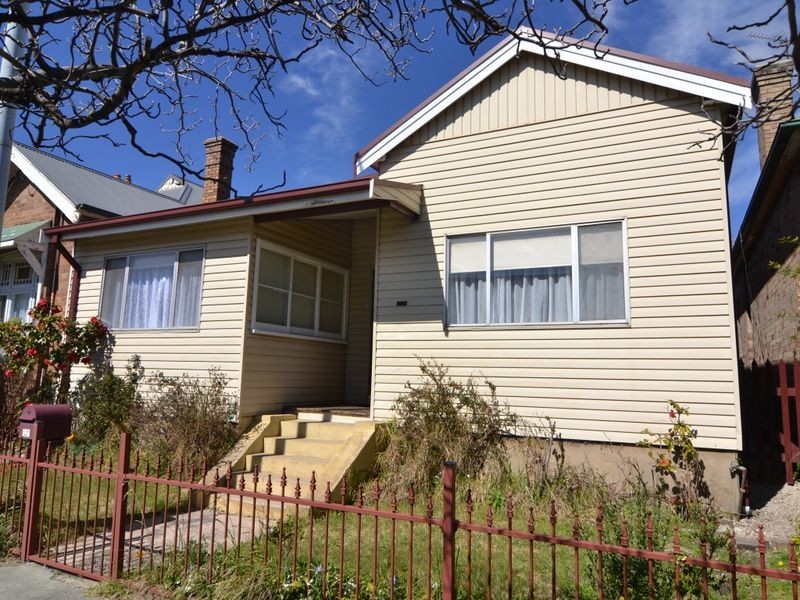 211 Mort Street, Lithgow NSW 2790