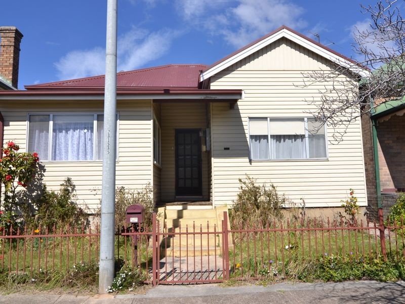 211 Mort Street, Lithgow NSW 2790