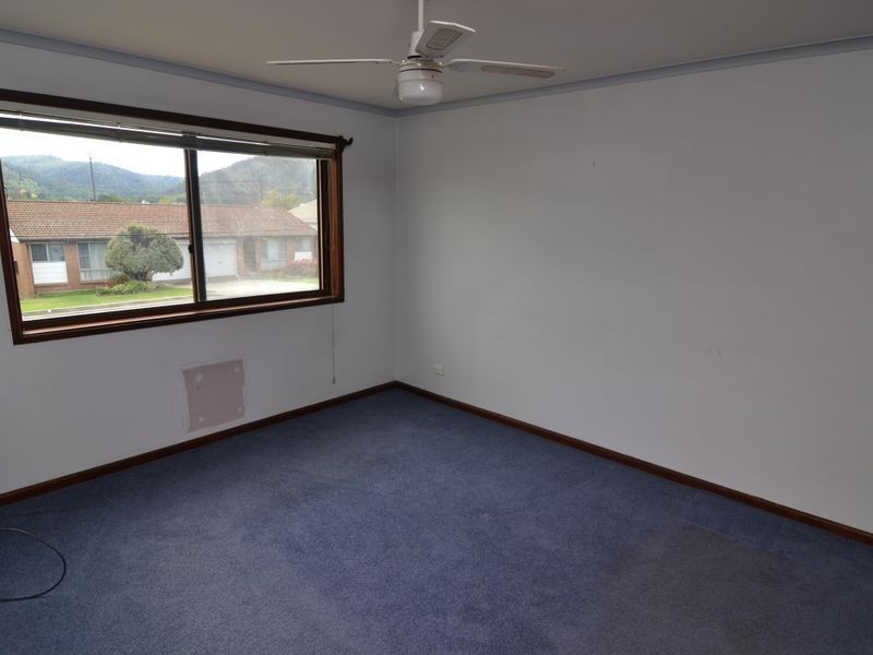 35 Chifley Road, Lithgow NSW 2790