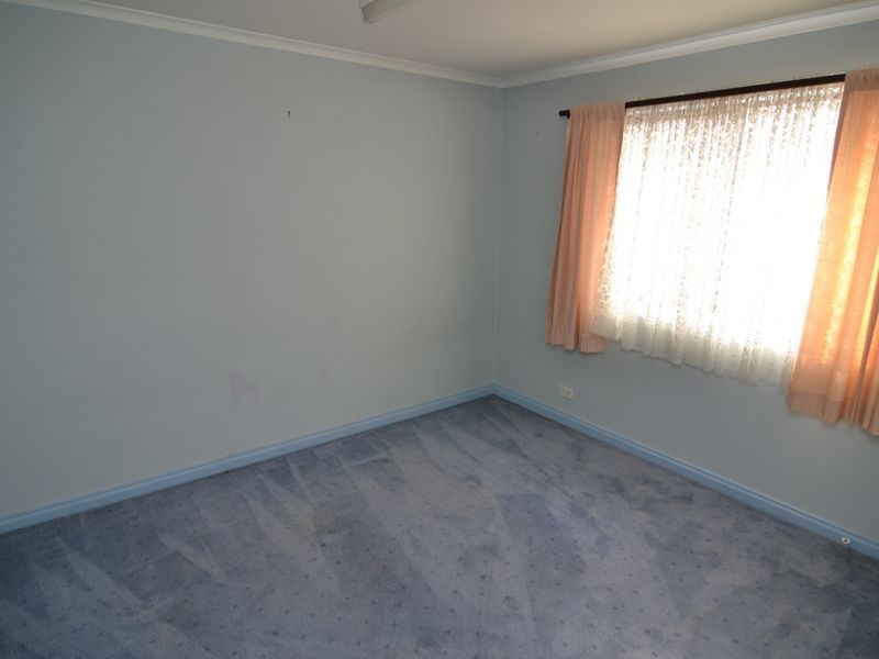 35 Chifley Road, Lithgow NSW 2790