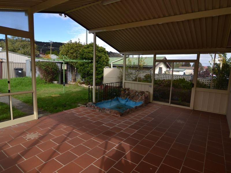 35 Chifley Road, Lithgow NSW 2790