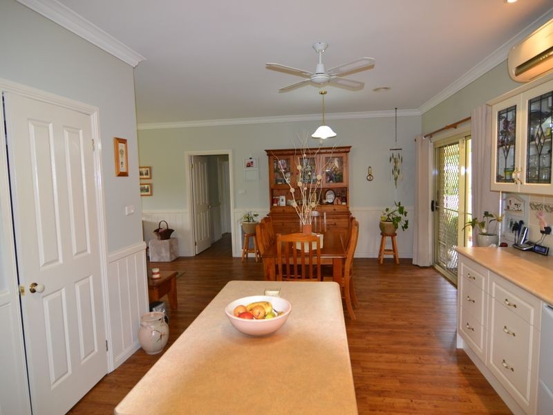 12 Windarra Place, Marrangaroo NSW 2790