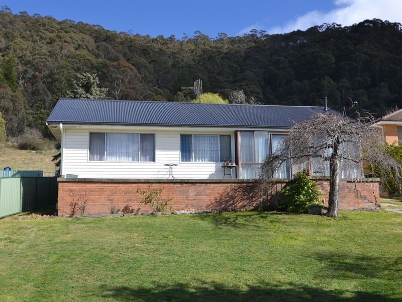 17B Hepburn Street, Lithgow NSW 2790