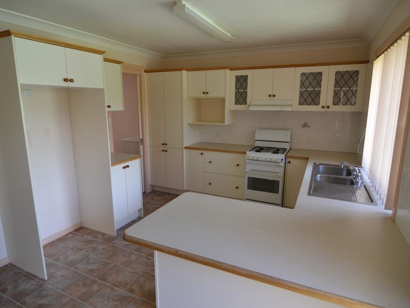 16 Proto Avenue, Lithgow NSW 2790