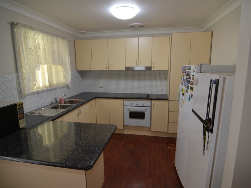 6 Main Street, Portland NSW 2847