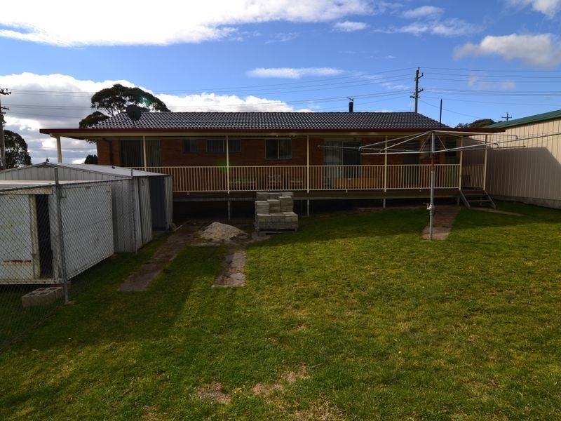 6 Main Street, Portland NSW 2847