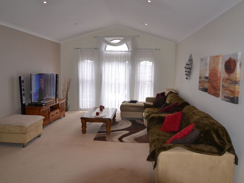 39 Robinia Drive, Lithgow NSW 2790