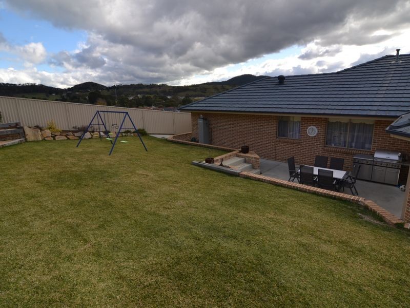 39 Robinia Drive, Lithgow NSW 2790