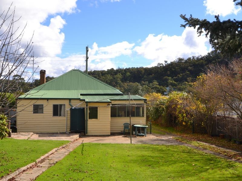 32 Castlereagh Highway, Cullen Bullen NSW 2790