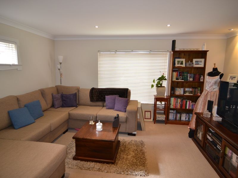 14 Academy Street, Lithgow NSW 2790