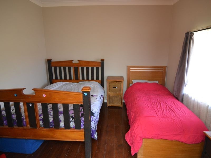 154 Bells Road, Lithgow NSW 2790