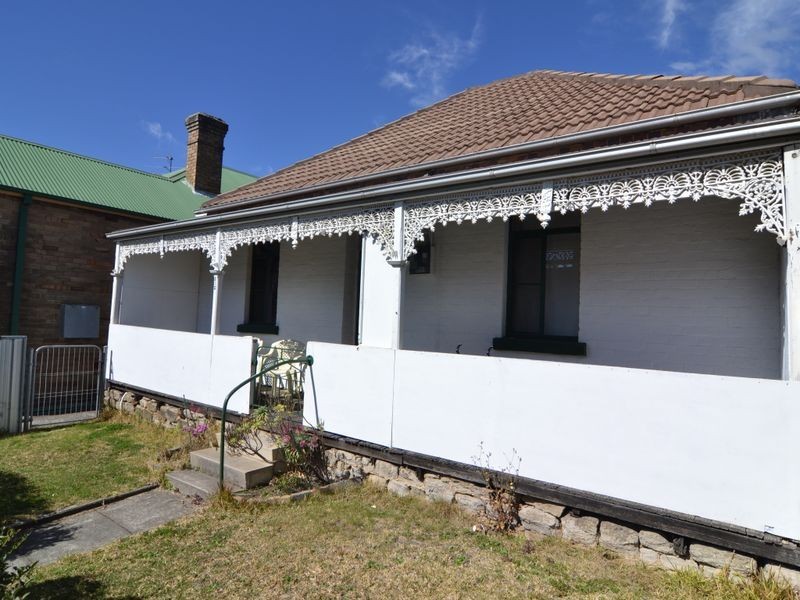 215 Mort Street, Lithgow NSW 2790
