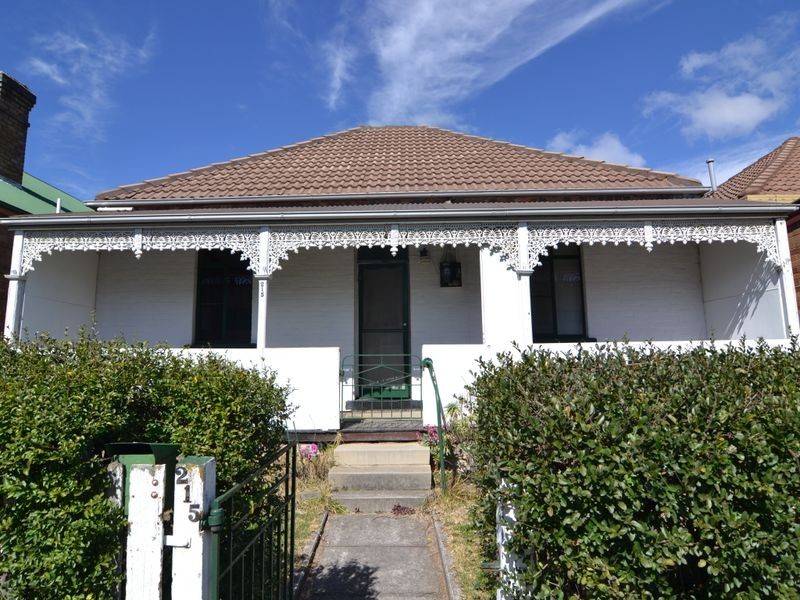 215 Mort Street, Lithgow NSW 2790
