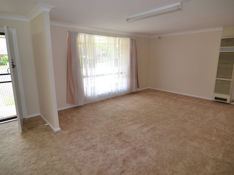 6 Wattle Grove, Lithgow NSW 2790