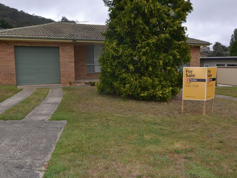 6 Wattle Grove, Lithgow NSW 2790