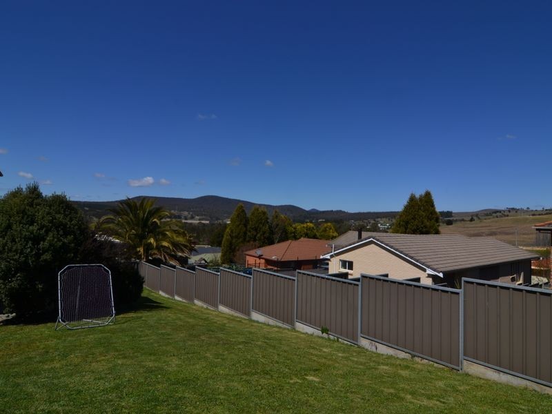 2 Corderoy Place, Wallerawang NSW 2845