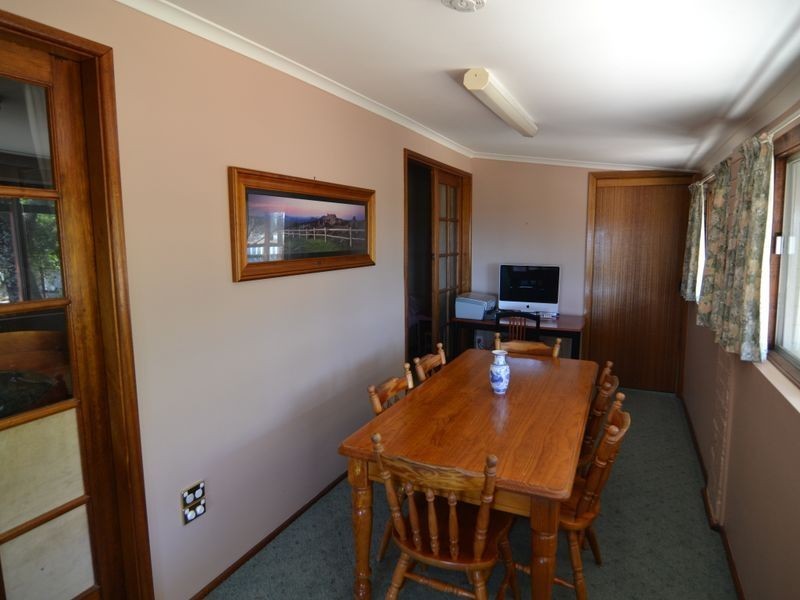 803 Jenolan Caves Road, Hampton NSW 2790