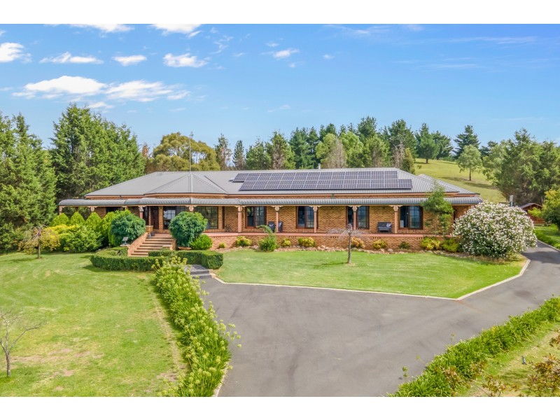2 Pine Grove Avenue, Wallerawang NSW 2845