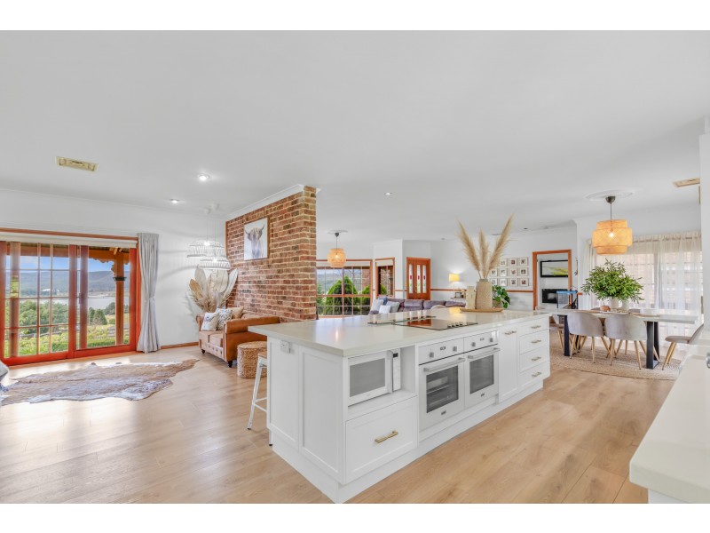 2 Pine Grove Avenue, Wallerawang NSW 2845