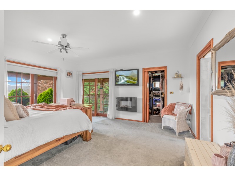 2 Pine Grove Avenue, Wallerawang NSW 2845