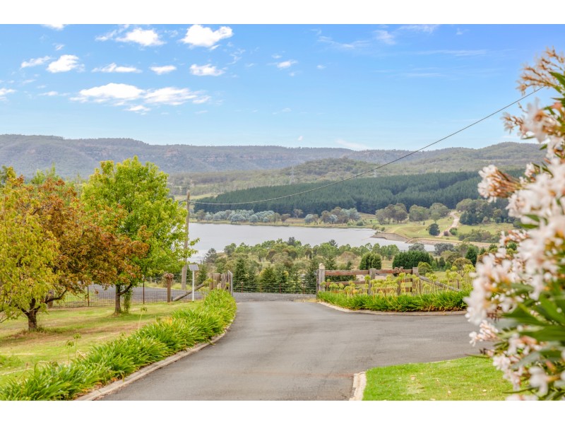 2 Pine Grove Avenue, Wallerawang NSW 2845