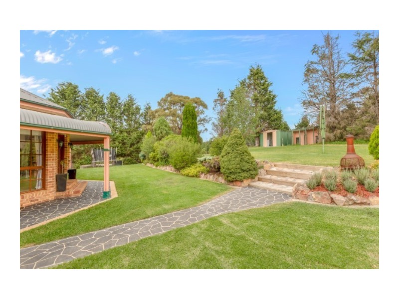 2 Pine Grove Avenue, Wallerawang NSW 2845