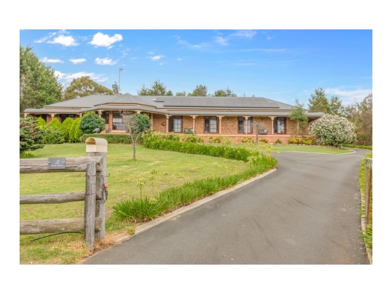 2 Pine Grove Avenue, Wallerawang NSW 2845