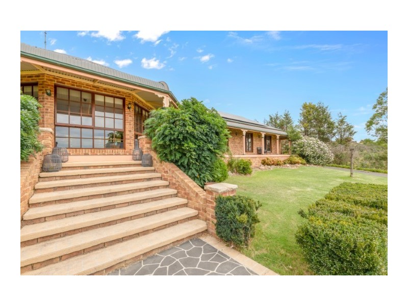 2 Pine Grove Avenue, Wallerawang NSW 2845