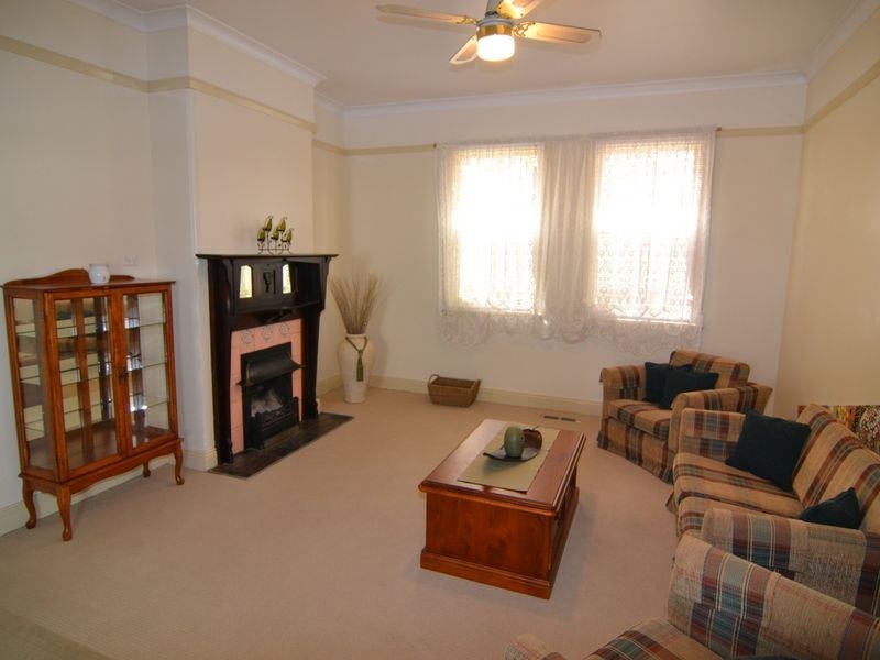 49 Academy Street, Lithgow NSW 2790