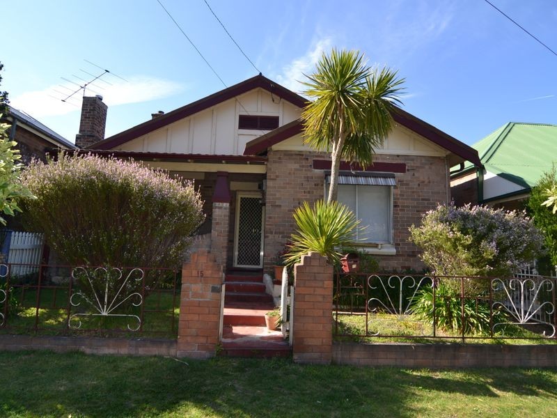 15 Brook Street, Lithgow NSW 2790