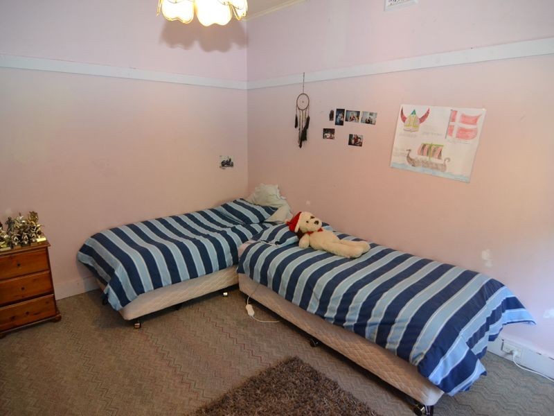 15 Brook Street, Lithgow NSW 2790