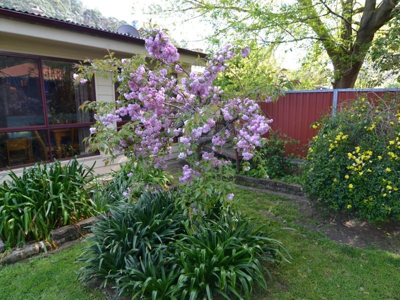 15 Brook Street, Lithgow NSW 2790