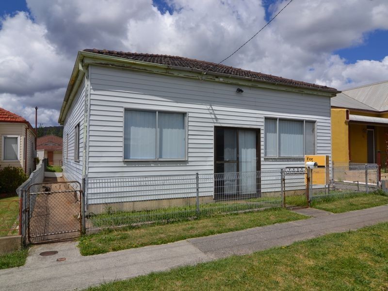 27 Tank Street, Lithgow NSW 2790