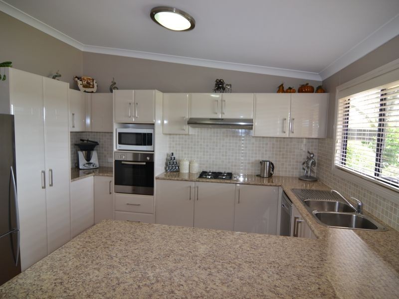 5 Laurie Street, Portland NSW 2847