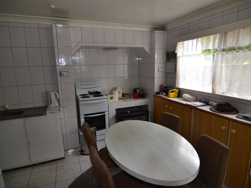 11 Macauley Street, Lithgow NSW 2790