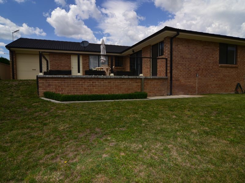 7 Henderson Place, Lithgow NSW 2790