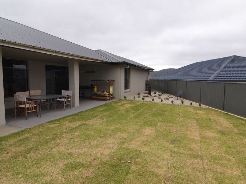 20 Robertson Street, Lithgow NSW 2790